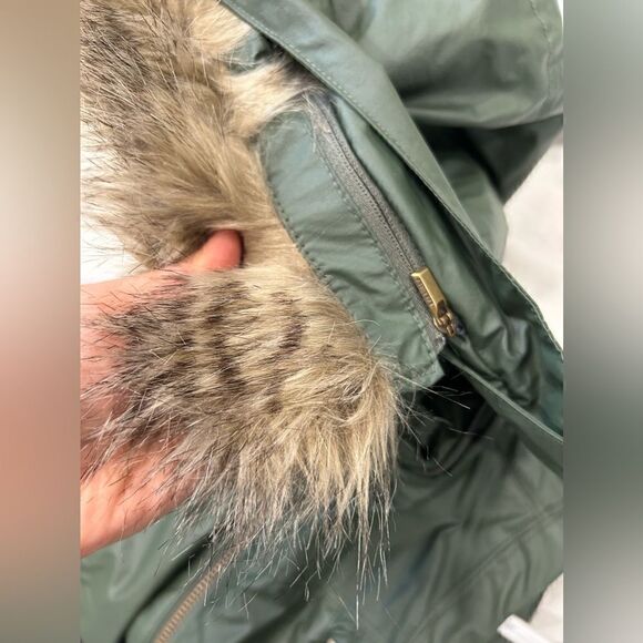 Athleta Alpine Air Vest with Removable Fur Hood in Army Green - Picture 10 of 14